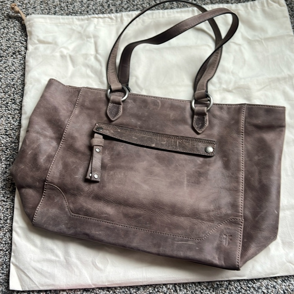 Frye Melissa zip Leather shoulder tote